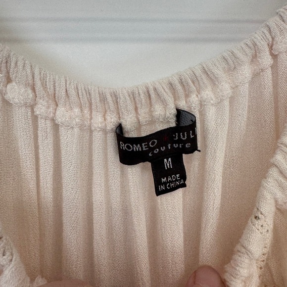 Romeo & Juliet Couture Off Shoulder Romper Womens M Cream Boho Cowgirl Pockets - Picture 7 of 16